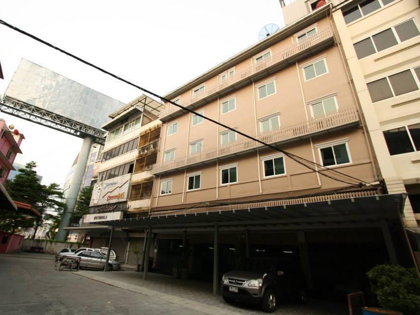 Spnplace Ratchada Bangkok Extérieur photo
